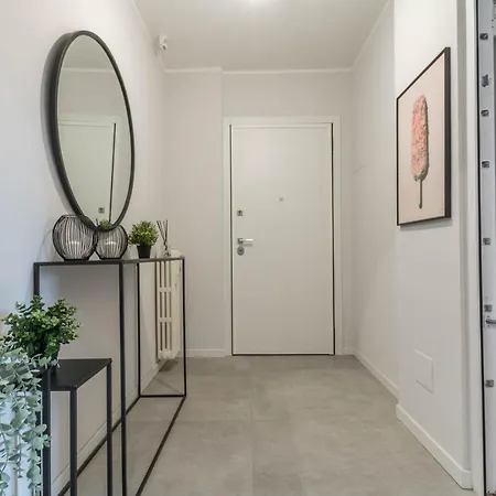 Corso Buenos Aires Elegant 5 Stars Appartamento
